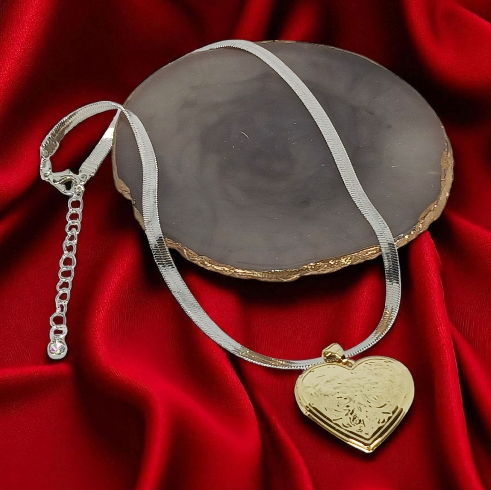 Mixed Metal Gold Heart Locket Medallion Necklace Lovecore Americana Choker 90s